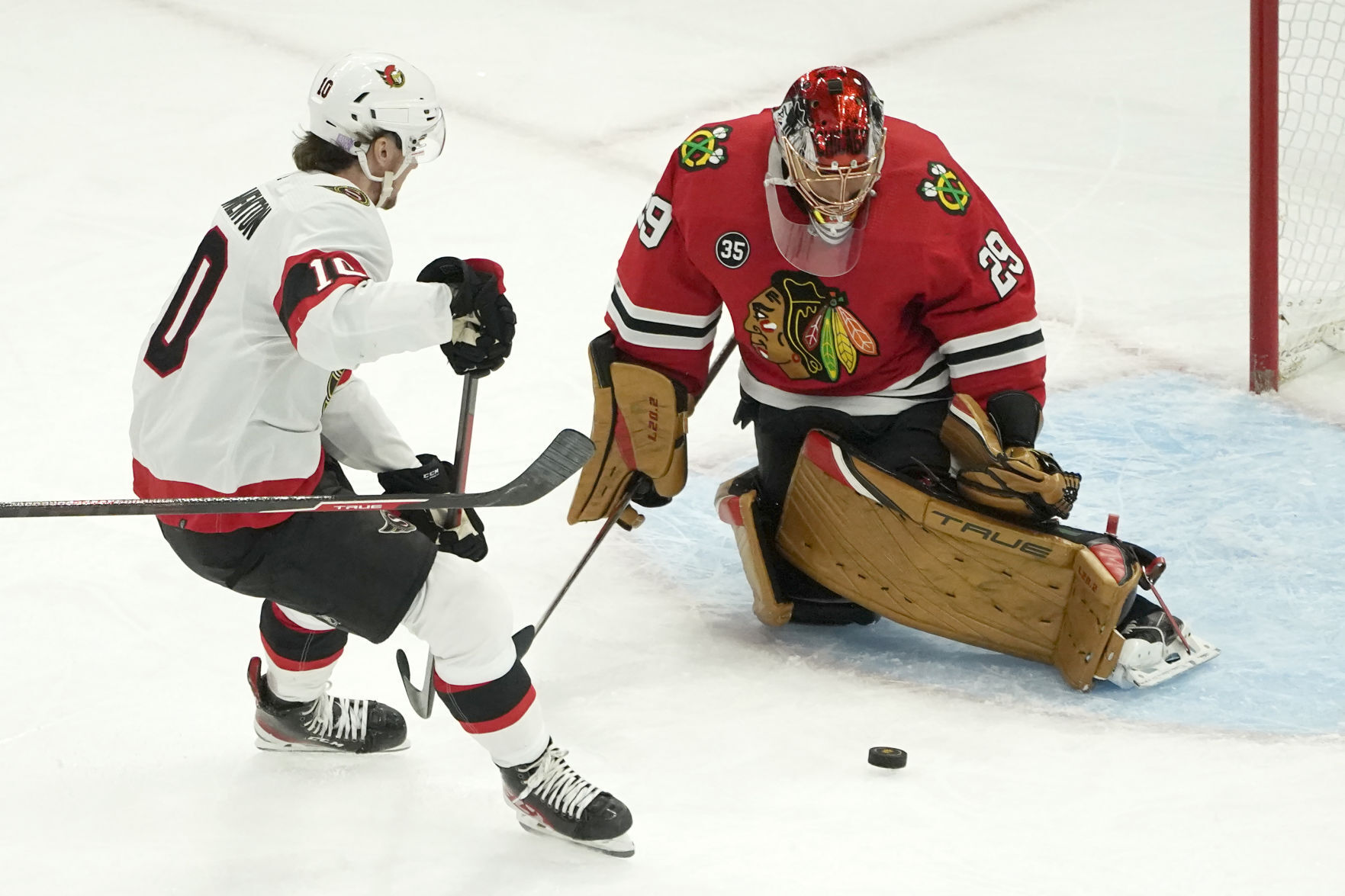 Senators Blackhawks Hockey